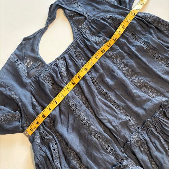 Free People Kiss Kiss Tunic Dress Womens XS Blue Tiered Swing Cut Out Oversized - Picture 8 of 9